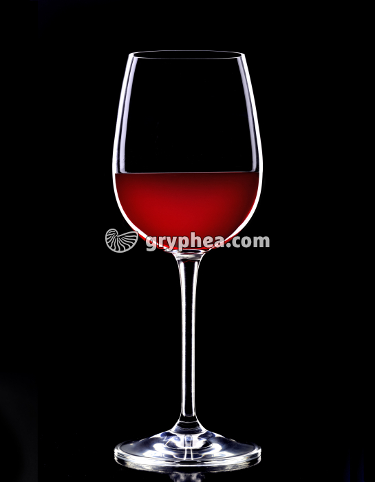 Résultat de l'action de micro-oorganismes sur le jus de raisin : le vin rouge - gryphea.com